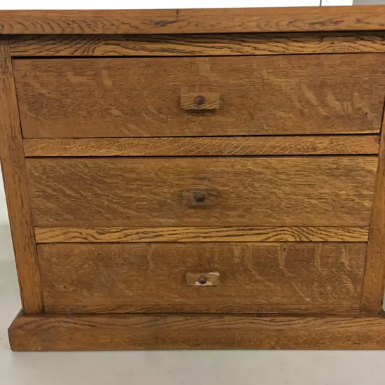 Small Oak Three Drawer Unit H36,W43,D30cm.