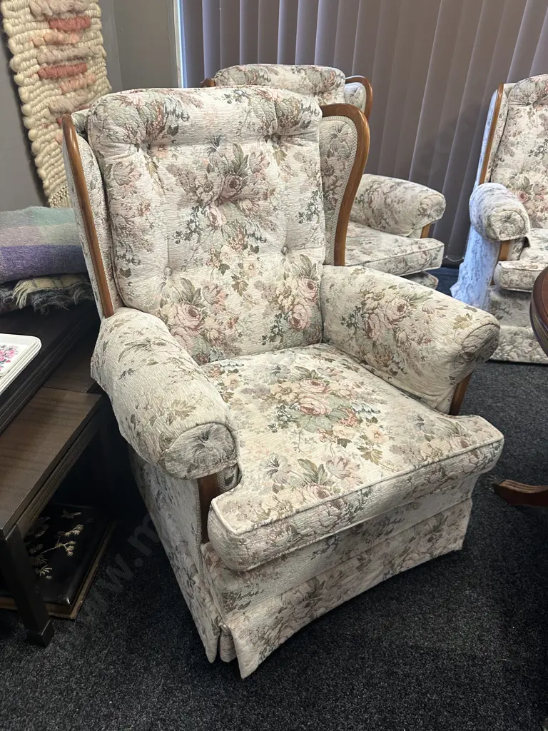 Floral Upholstered Mahogany Trimmed Wingback Lounge Suite Image 1++