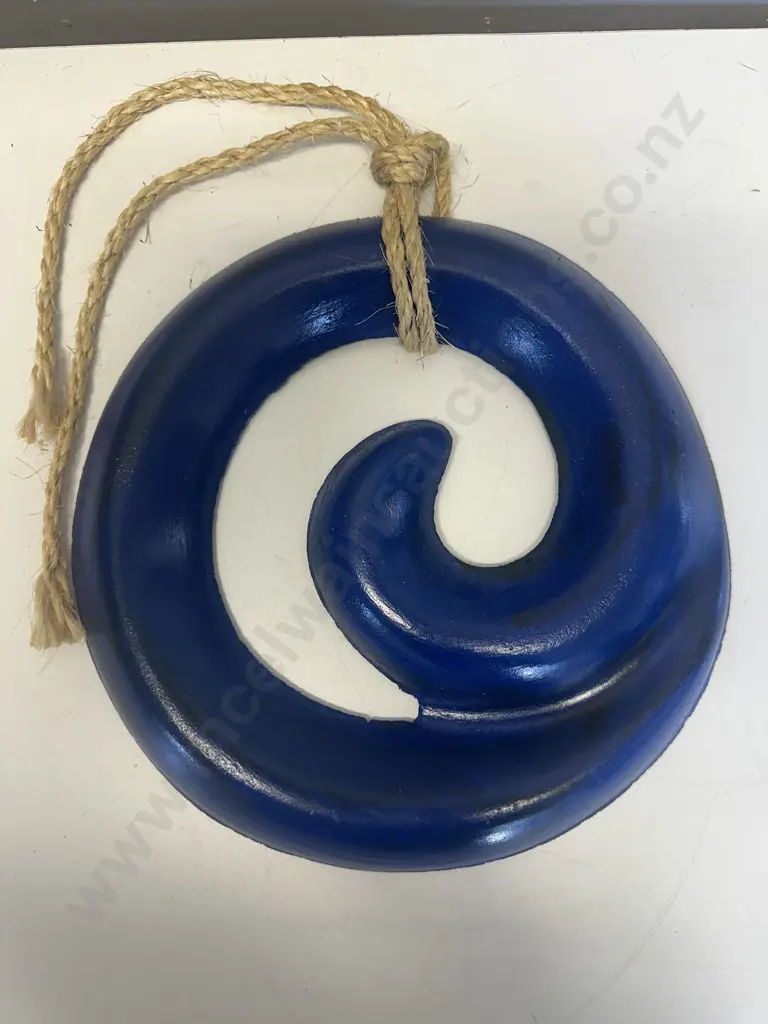 Decorative Garden Blue Spiral Wave Wall Art With Rope Detail Diam30cm. Image 1++