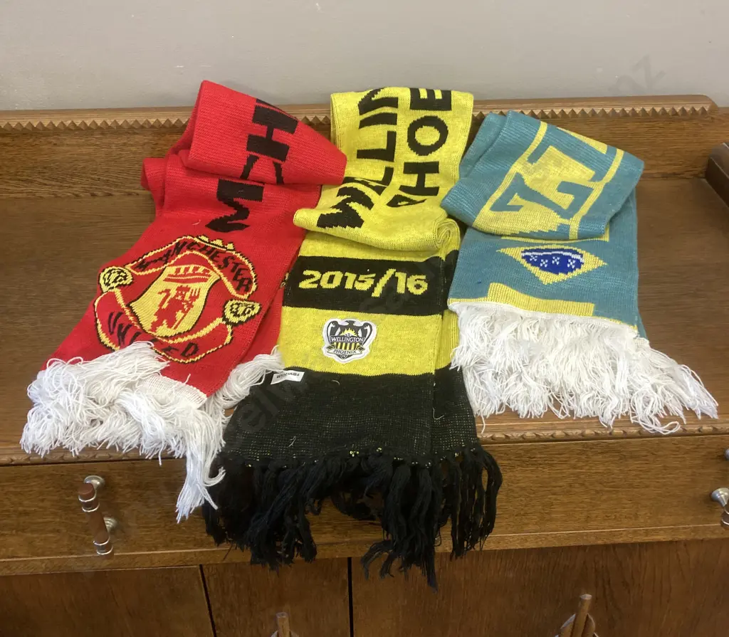 Football Scarves - Wellington Phoenix 2015/16, Manchester United, Brazil Image 1++