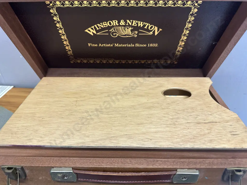 Windsor & Newton Art Carry Case Image 1++