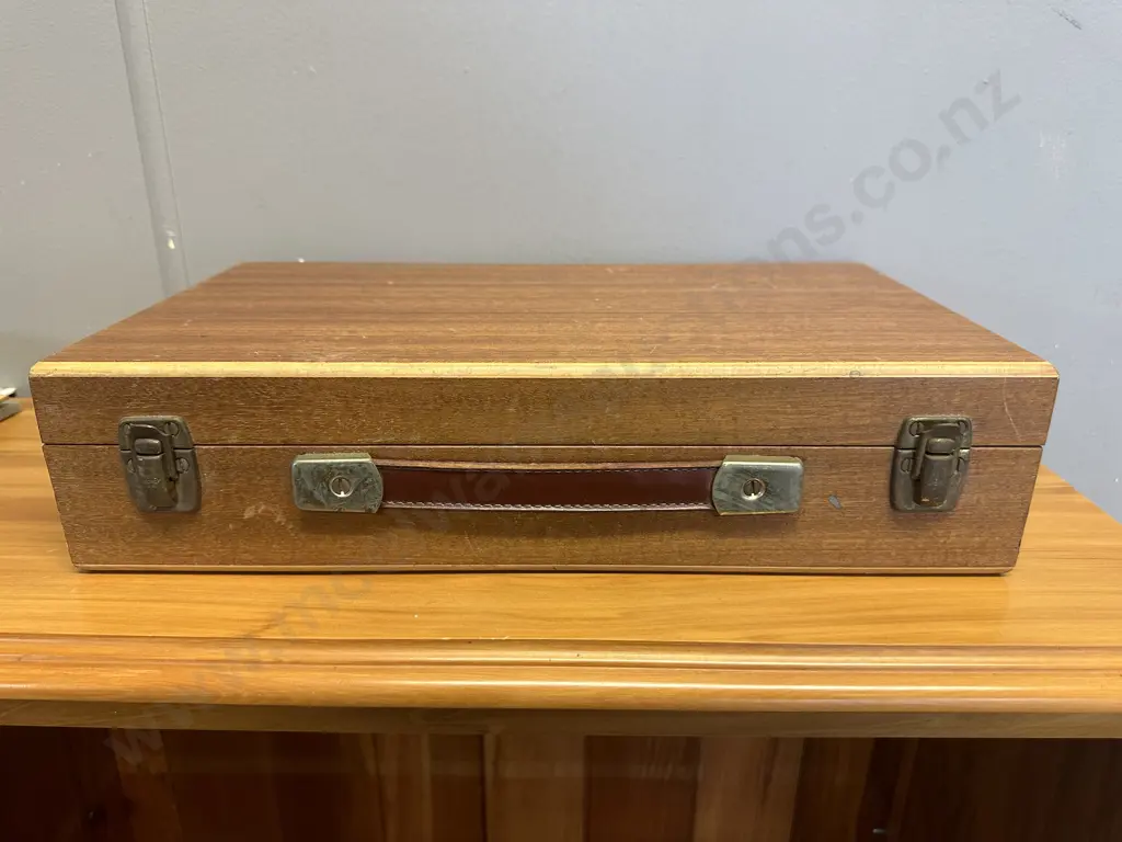 Windsor & Newton Art Carry Case Image 1++