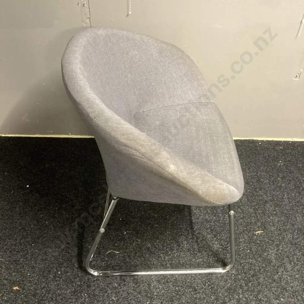 Grey Fabric Modernist Chair Image 1++