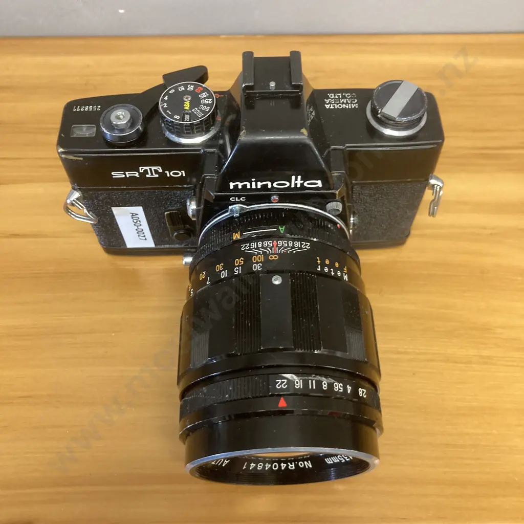 Minolta SRT101 Film Camera With Soligor 2.8/135mm Japan Auto Lens Image 1++