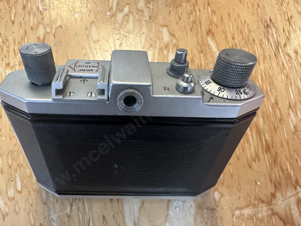 Crystar 35 Japan 35mmViewfinder Camera With 45mm f3.5 lens Image 1++