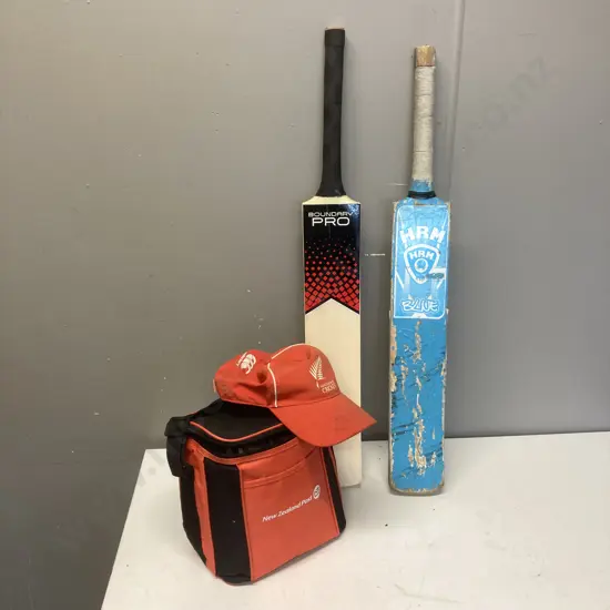 Cricket Bats, Cap & Chiller Bag