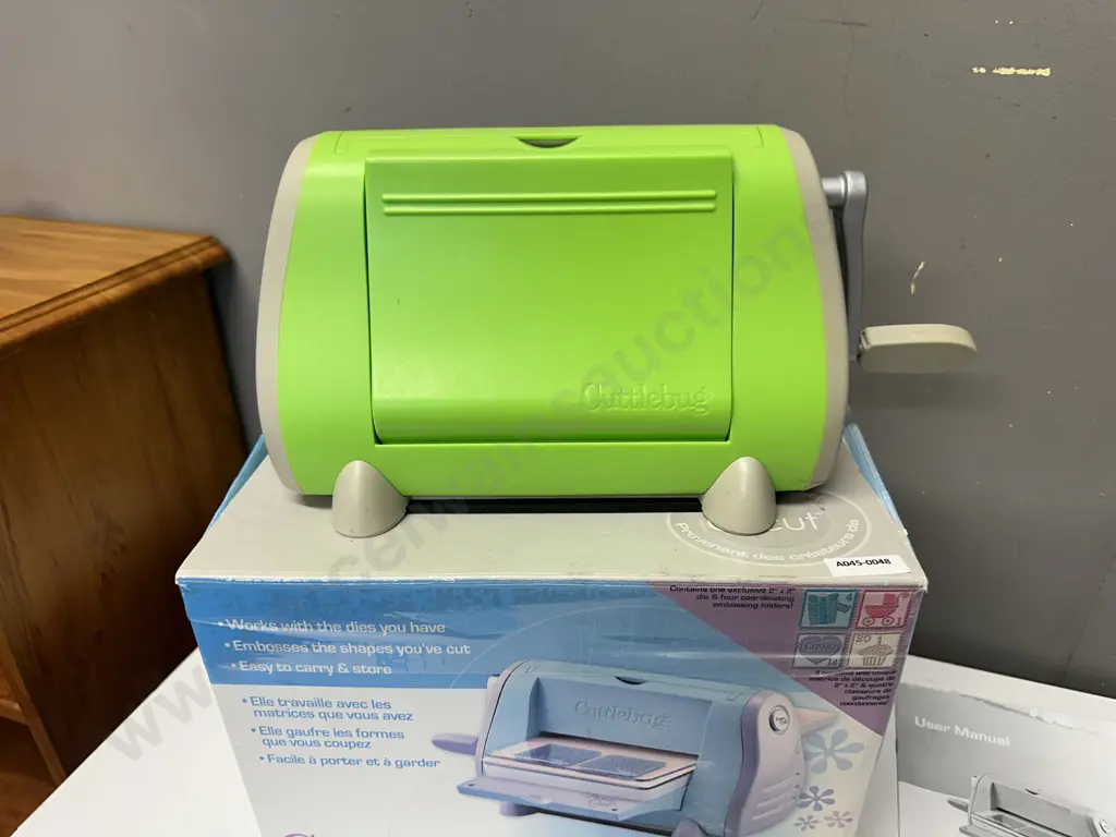 Cuttlebug Die Cutter & Embosser Image 1++