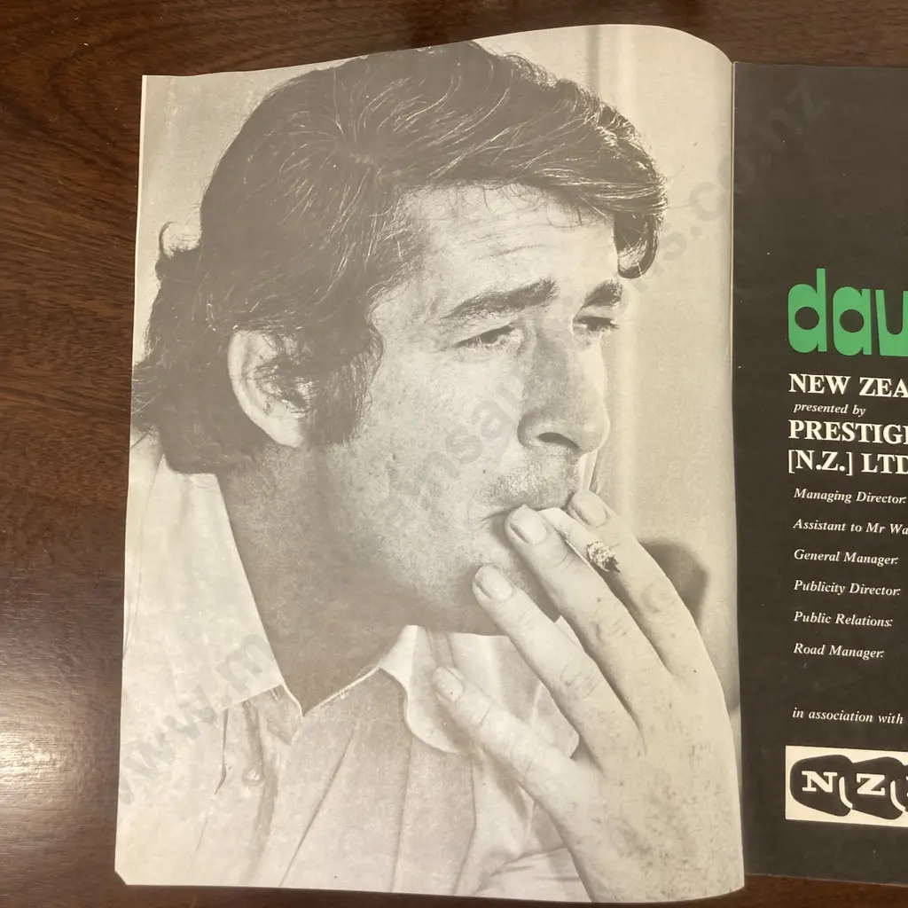 Dave Allen Irish Comedian - Original Hand-Signed New Zealand Tour Programme 1974 Image 1++