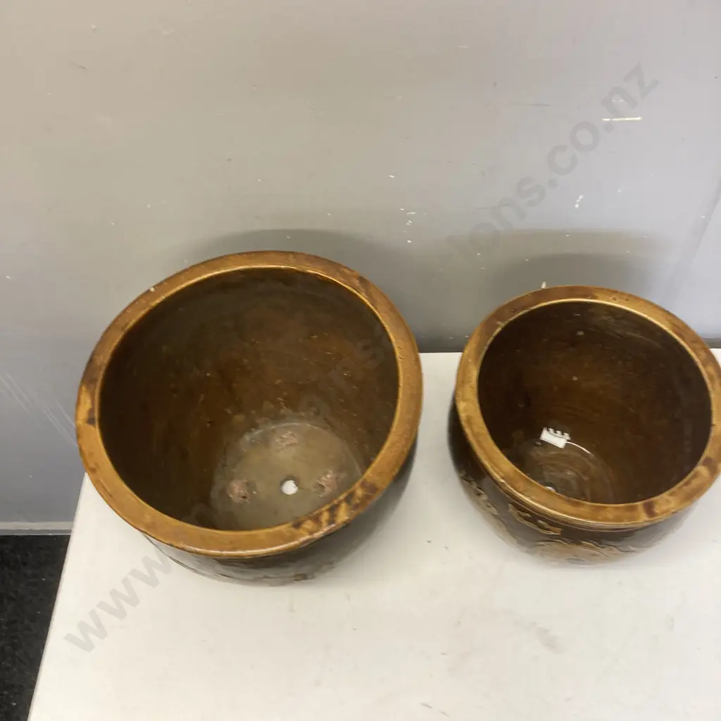 Pair of Dragon Pots - 29 x 35cm & 26 x 28cm Image 1++