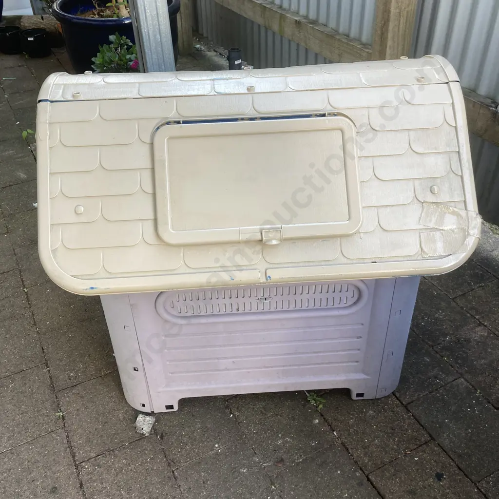 Dog Kennel. (House H63 W54 D69cm) Image 1++