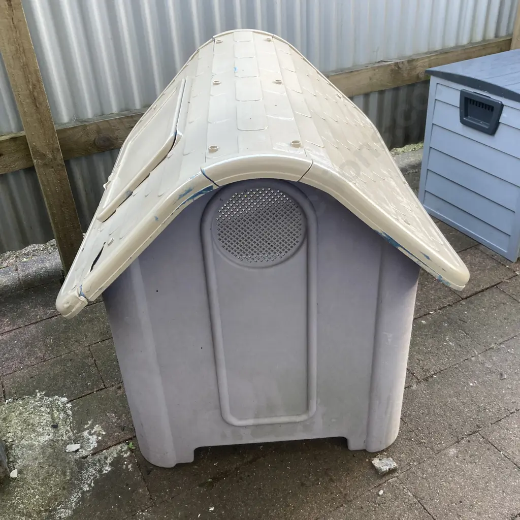 Dog Kennel. (House H63 W54 D69cm) Image 1++