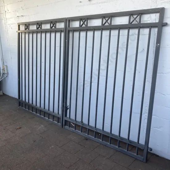 Pair of Aluminium Driveway Gates - 155 x 126cm Each Gate (Hinge Lugs 4.5cm)