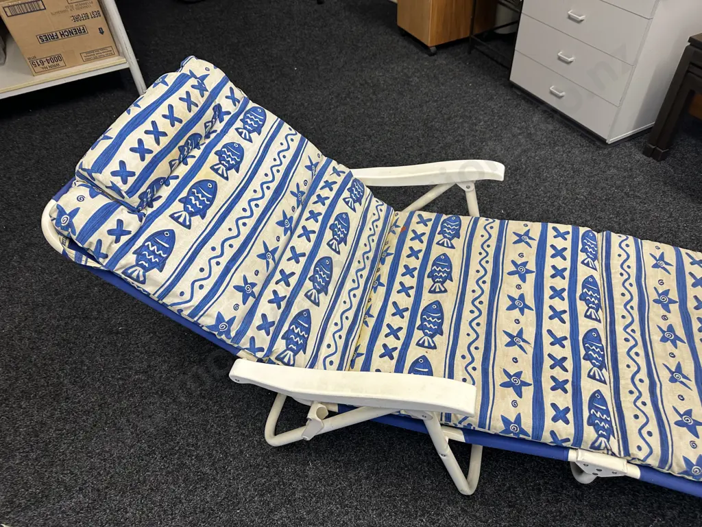 Blue & White Sun Lounger With Removable Squab Image 1++