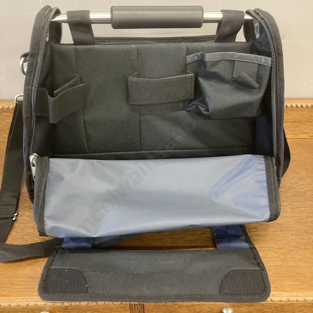 IRWIN Center Tote Tool Bag, Ridged Frame. H35 W46 D23cm Image 1++