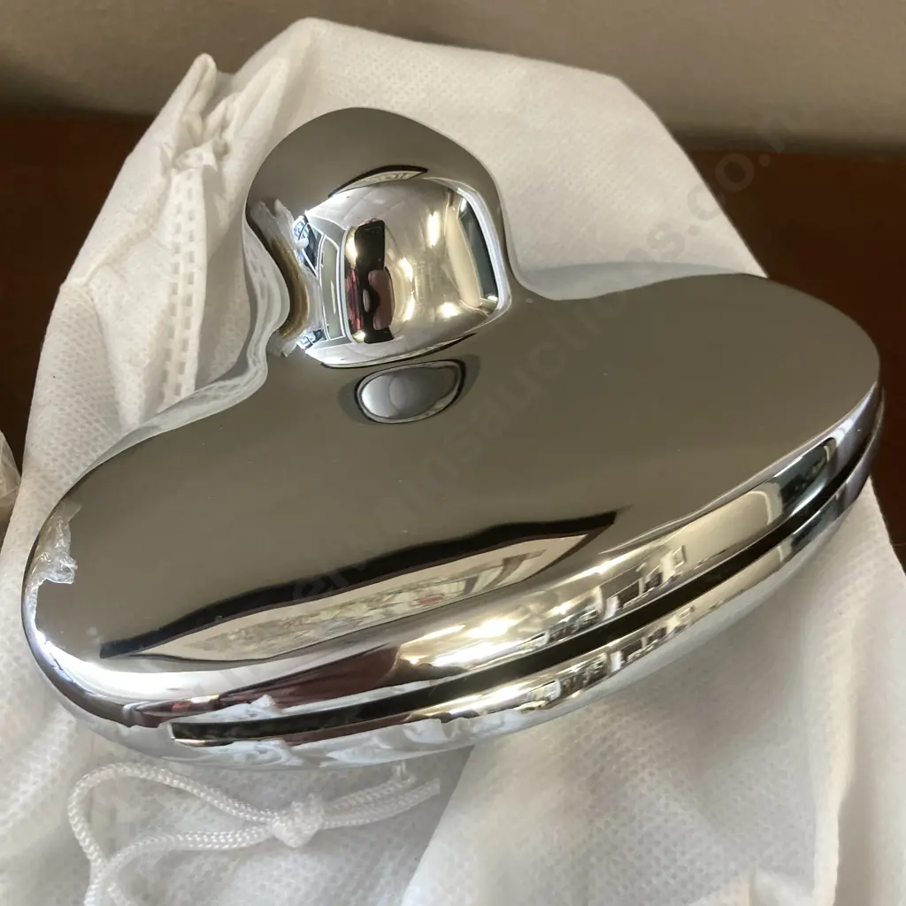 Wall-Mounted Waterfall Bath Spout (Unused). 16.5 x 10cm Image 1++