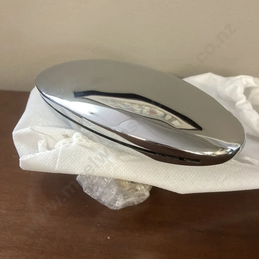 Wall-Mounted Waterfall Bath Spout (Unused). 16.5 x 10cm Image 1++