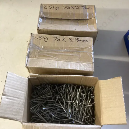 75x3.15mm Galv Jolt Head Nails - 3 x 2.5Kg
