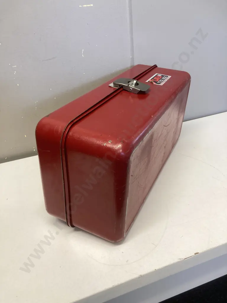 SAFA Red Pressbox Toolbox With Lift Out Tray. H17 W49 D23cm Image 1++