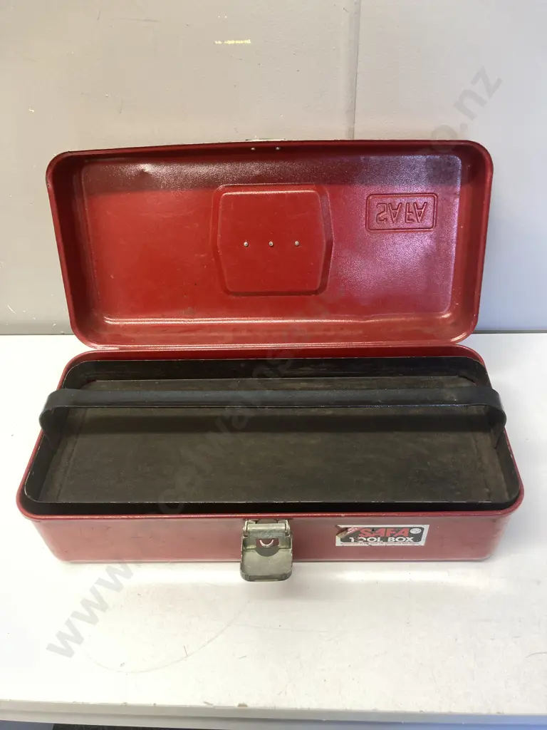 SAFA Red Pressbox Toolbox With Lift Out Tray. H17 W49 D23cm Image 1++