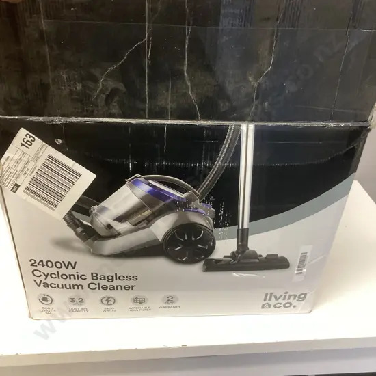 Living & Co 2400W Vacuum Cleaner