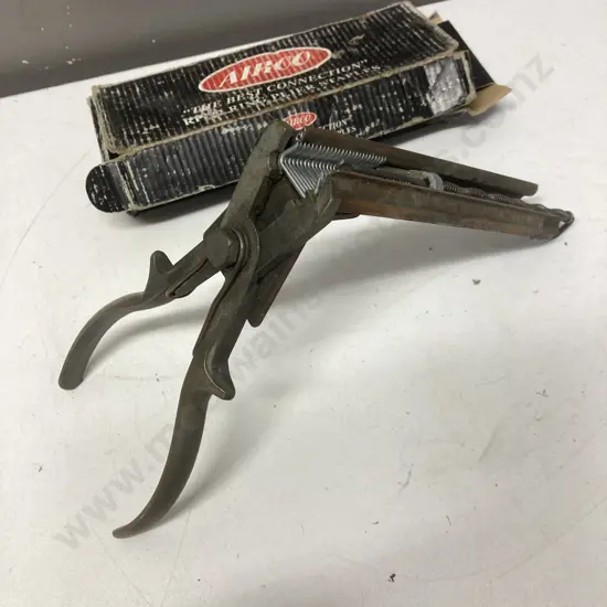 Vintage Airco Ring Pliers & RP-22 Ring Plier Staples