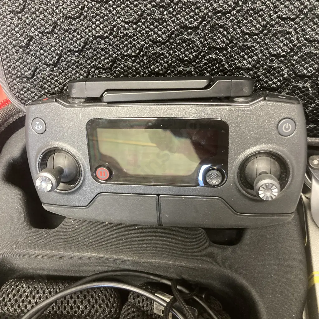 DJI Mavic Pro Platinum Drone In Case Image 1++