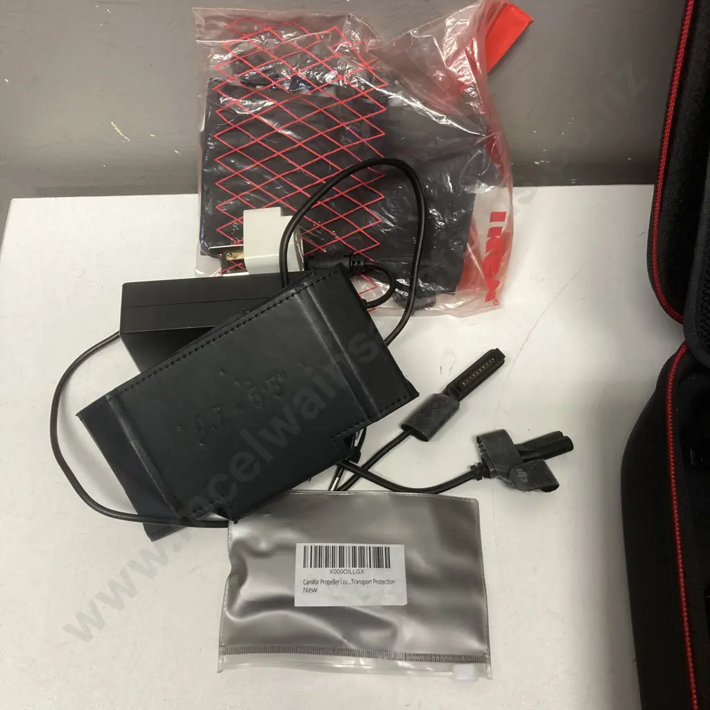 DJI Mavic Pro Platinum Drone In Case Image 1++
