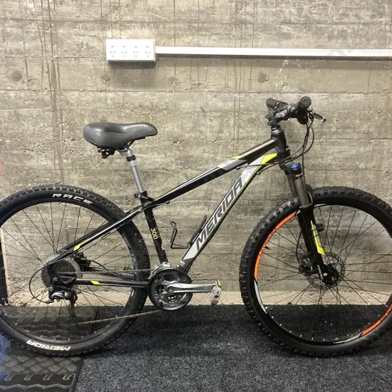 Merida Big Seven 300 Mountain Bike - Black / Grey / Yellow