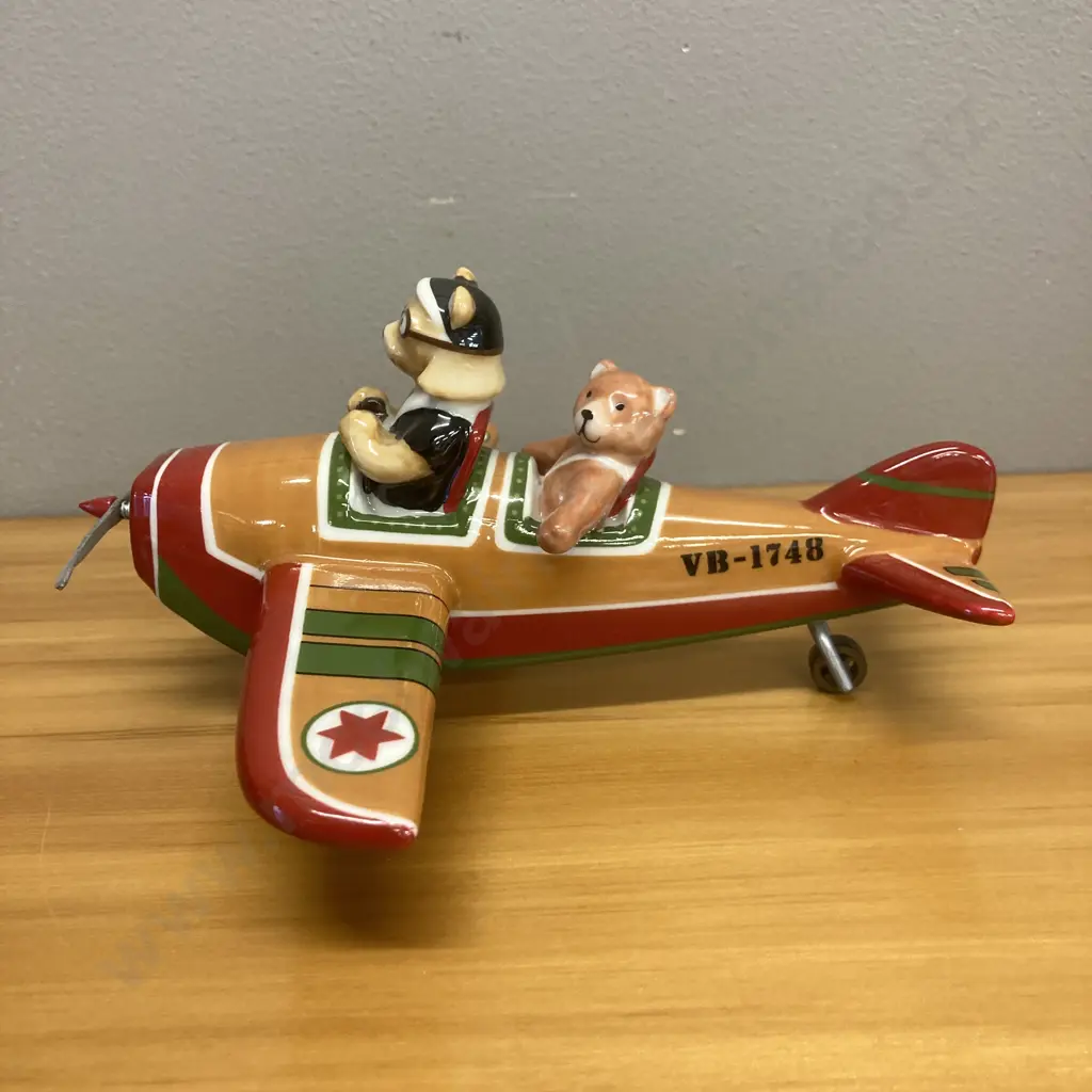 Very Rare Vintage Villeroy & Boch Christmas Teddy Bear Aeroplane, H8 L17 W17cm Image 1++