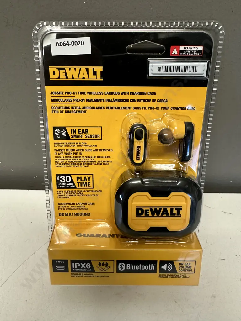 DeWalt Jobsite Pro-X True Wireless Ear Buds With Charging Case Image 1++