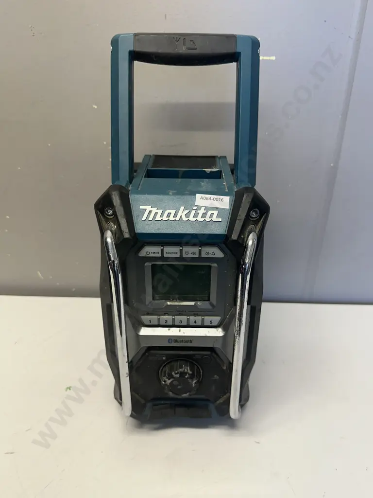 Makita XGT Cordless Radio With Bluetooth, Model MR0029 - Bare Tool Image 1++