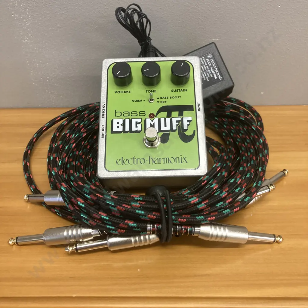 Electro-Harmonix Big Muff Bass Distortion/Sustainer & Three Braided Guitar Leads Image 1++