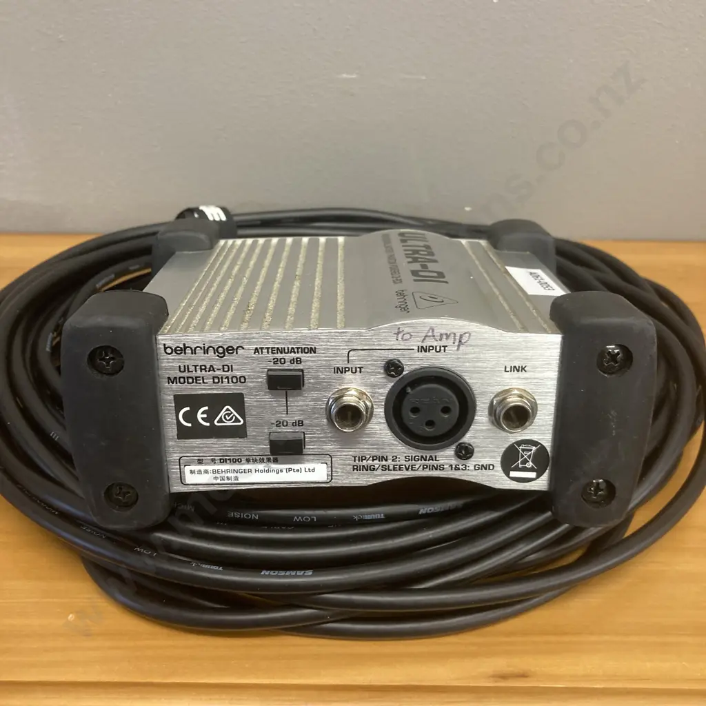 SHURE SM58 Vocal Microphone, Samson Tourtek Microphone Cable, Behringer DI100 Microphone / Instrument Dl Box Image 1++