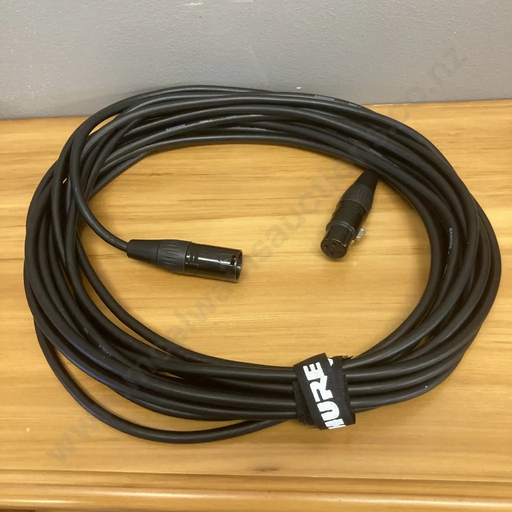 SHURE SM58 Vocal Microphone, Samson Tourtek Microphone Cable, Behringer DI100 Microphone / Instrument Dl Box Image 1++
