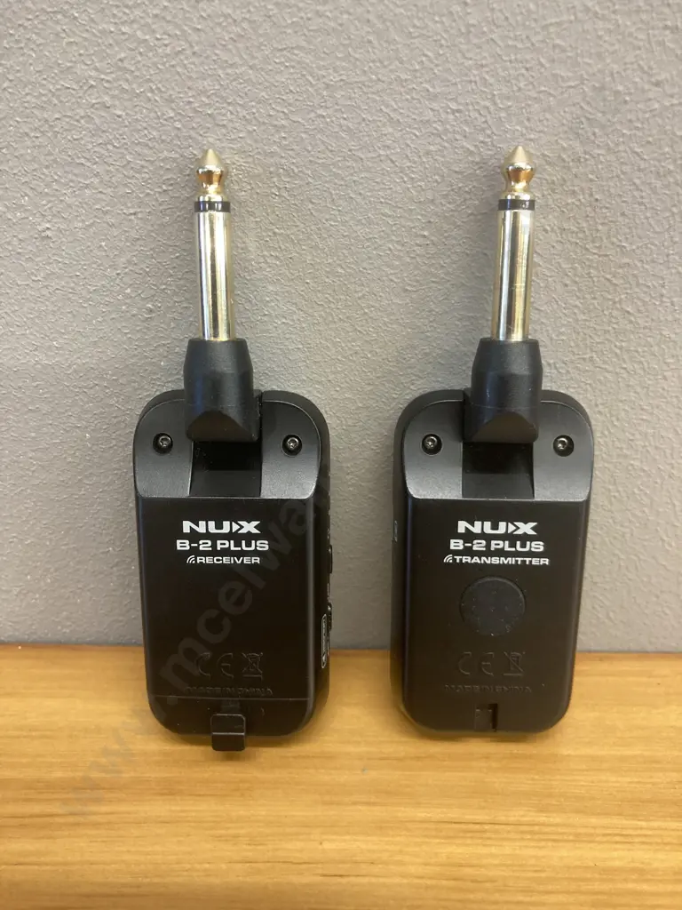 NUX B-2 Plus 2.4GHz Wireless Guitar System Image 1++