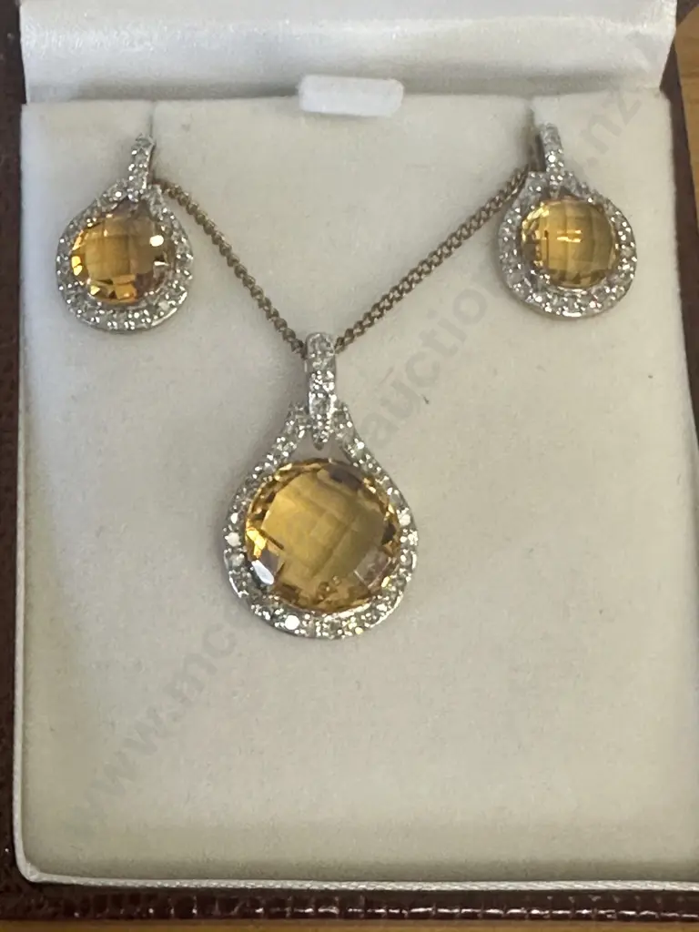 Yellow Citrine And Diamonds 9k Gold Pendant & Earrings Set Stamped 375 Image 1++