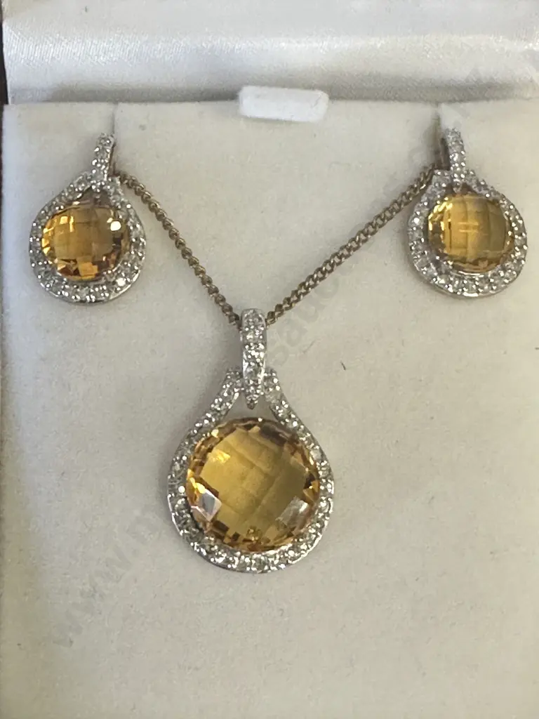 Yellow Citrine And Diamonds 9k Gold Pendant & Earrings Set Stamped 375 Image 1++