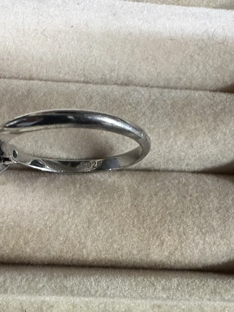 Silver Ring With Diamond Stamped 925 & D1.00 CT Image 1++