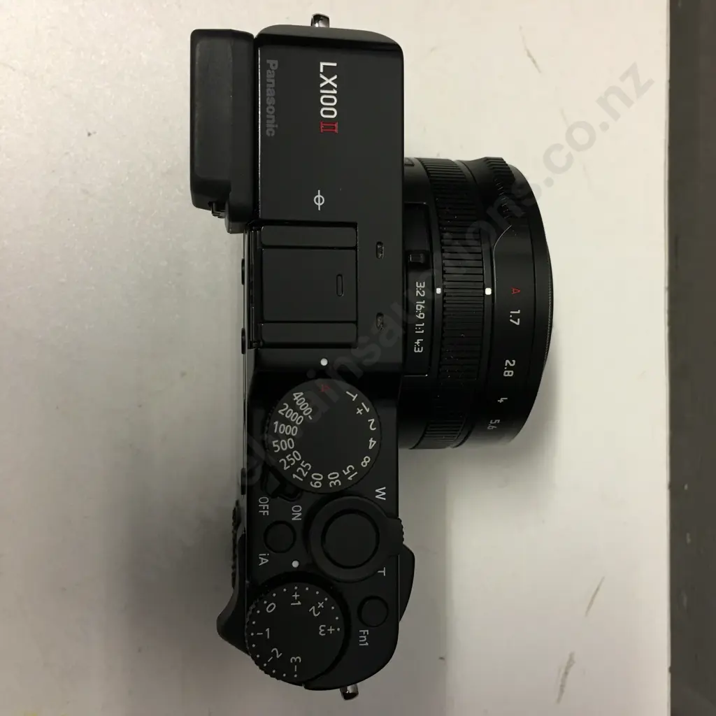 Panasonic LX100II Camera - Model DC-LX100M2 With Leica Lens, Case With Charger & 2 Batteries (Charger Has Foreign Plug) Image 1++