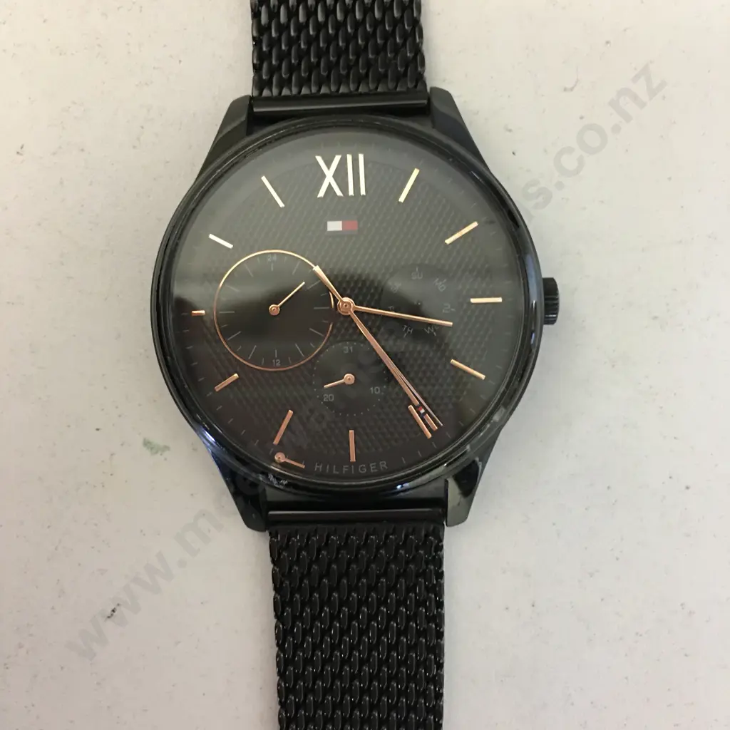 Tommy Hilfiger Watch Image 1++