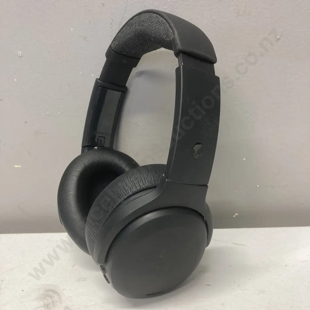 Skullcandy Crusher ANC 2 Wireless Over-Ear Headphones, Model S6CAW (True Black) Image 1++