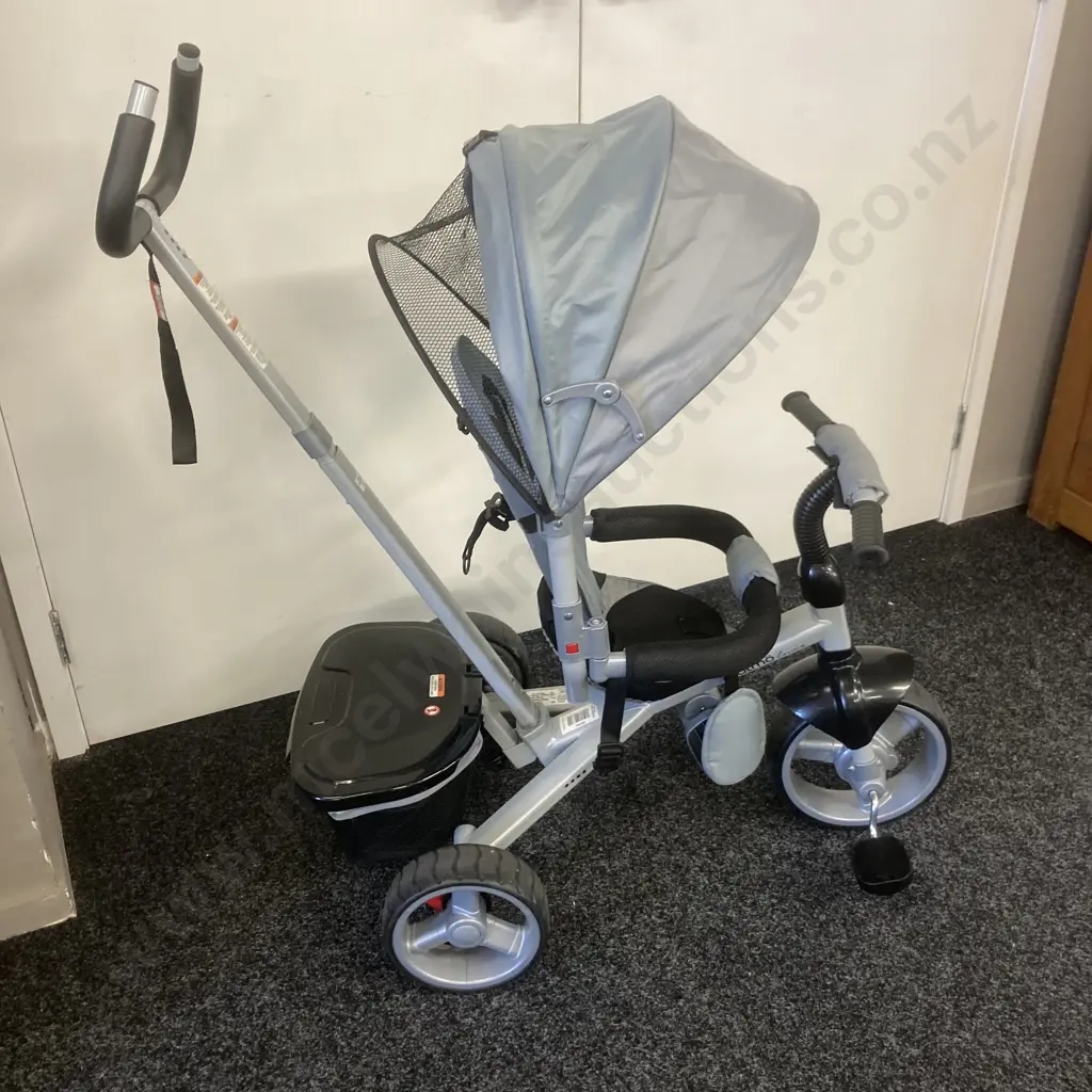 Huffy Malmo-Luxe Canopy Tricycle Image 1++
