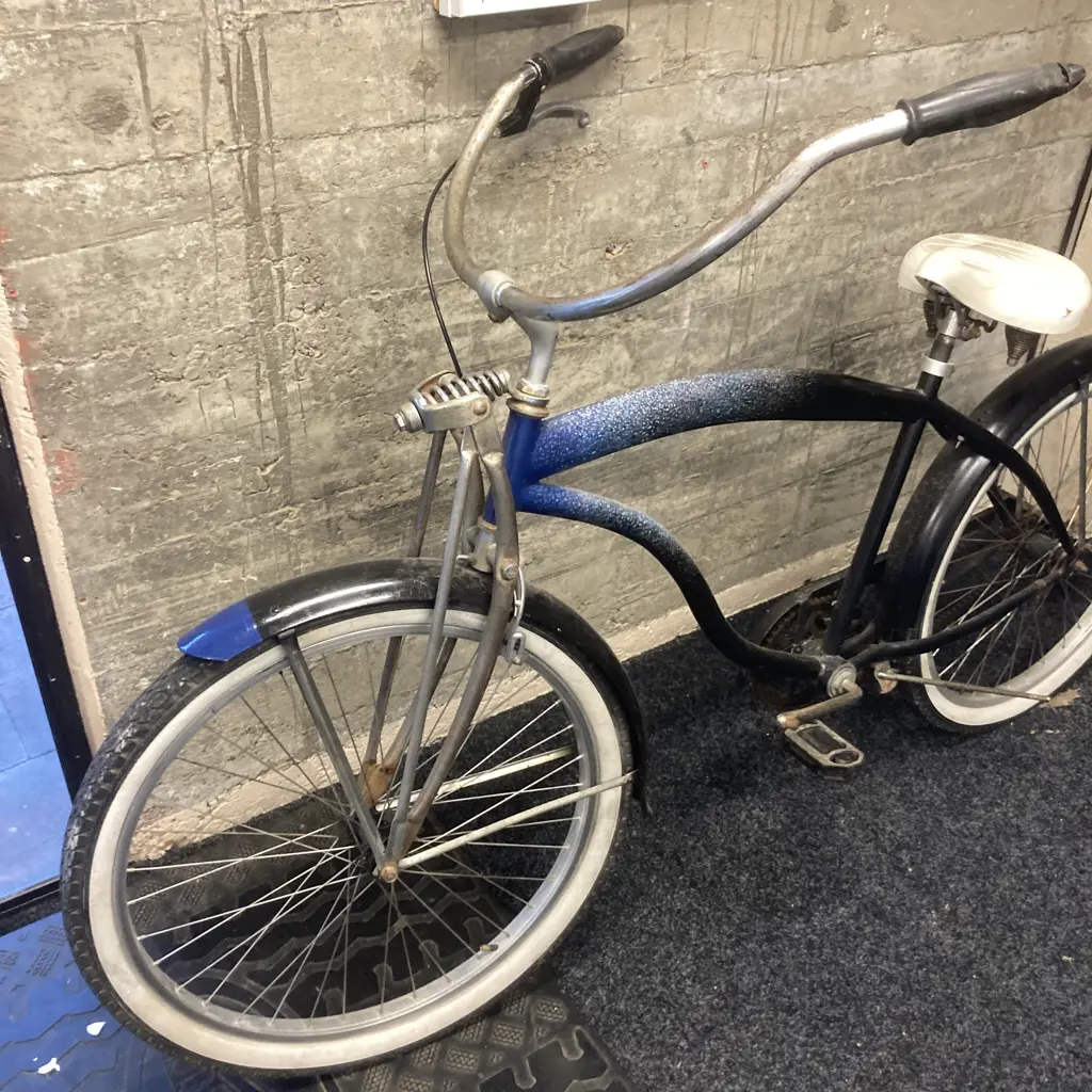 Black & Blue Colour Cruiser Bike Image 1++