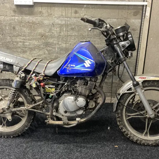 Suzuki Dirt Bike (LC6PCJG90D0000145)