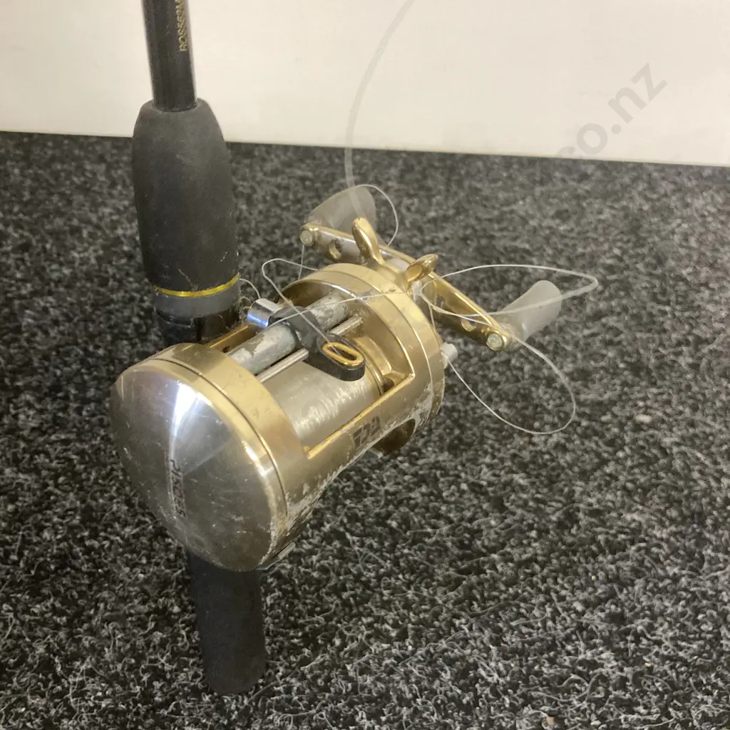 Tica Pisces PC200 Baitcast Reel (4 Ball Bearings) & Berkley Outfitt Rod ROS562M 5'6" Med 2Pc Spinning 4-10lb Image 1++