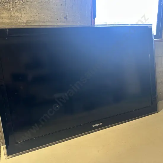 Samsung LA40D550 40" Series 5 LCD TV (No Remote Or Power Lead & No Base)