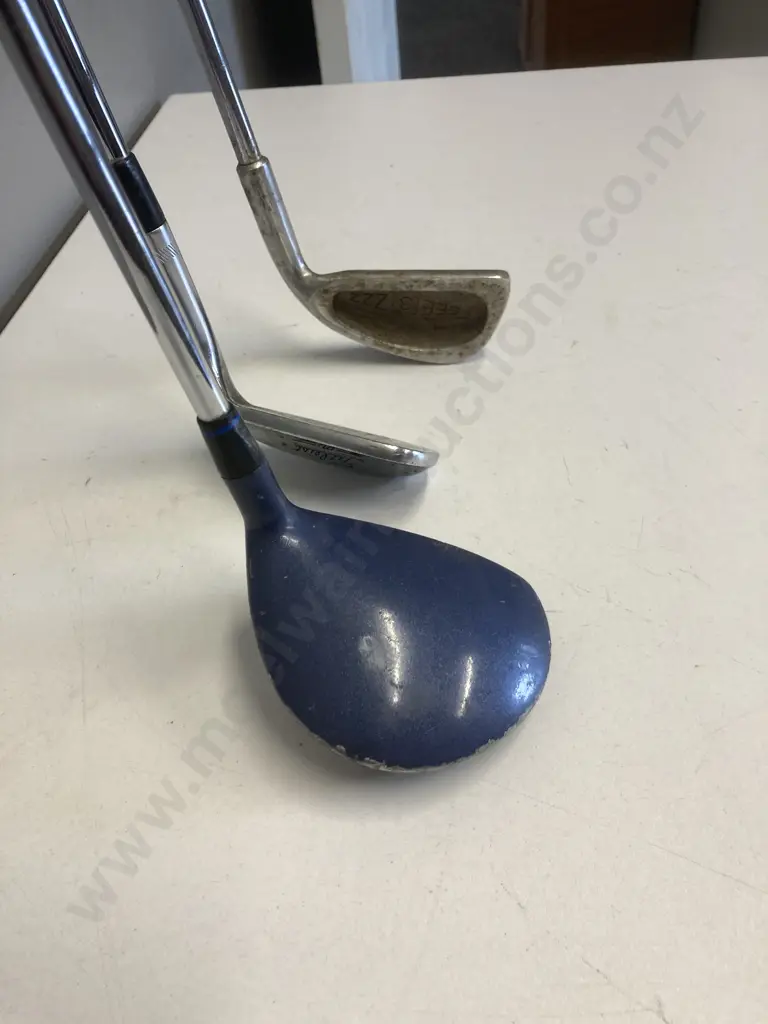 3 Assorted Golf Clubs - True Temper Dynamic Gold, Kings Power 3 Junior Midsize Putter, Pro Tour 3 Club Image 1++