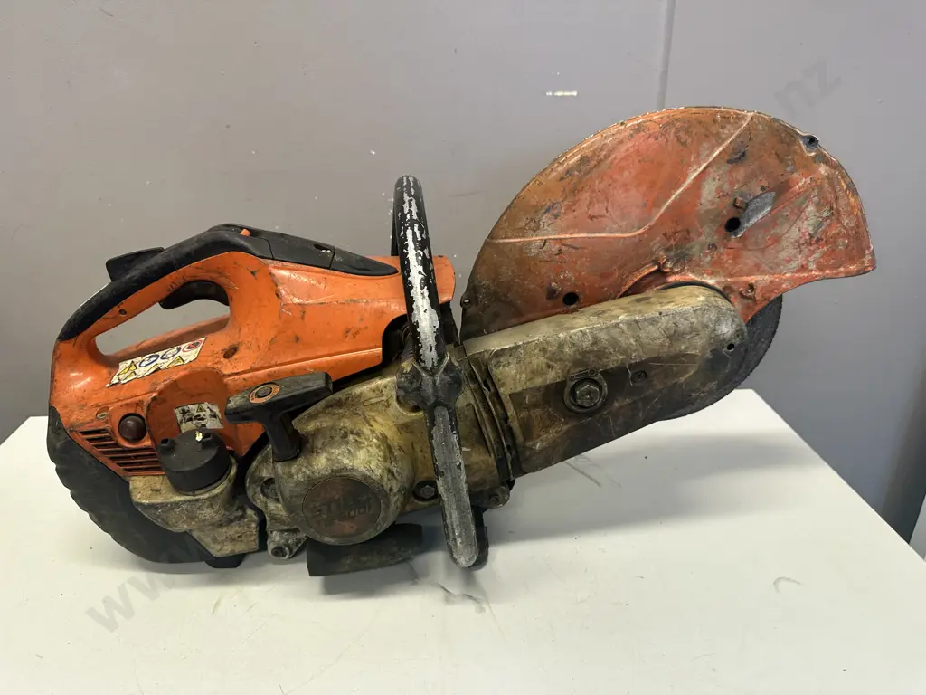 Stihl Petrol Concrete Saw (Very Rough Condition) Image 1++