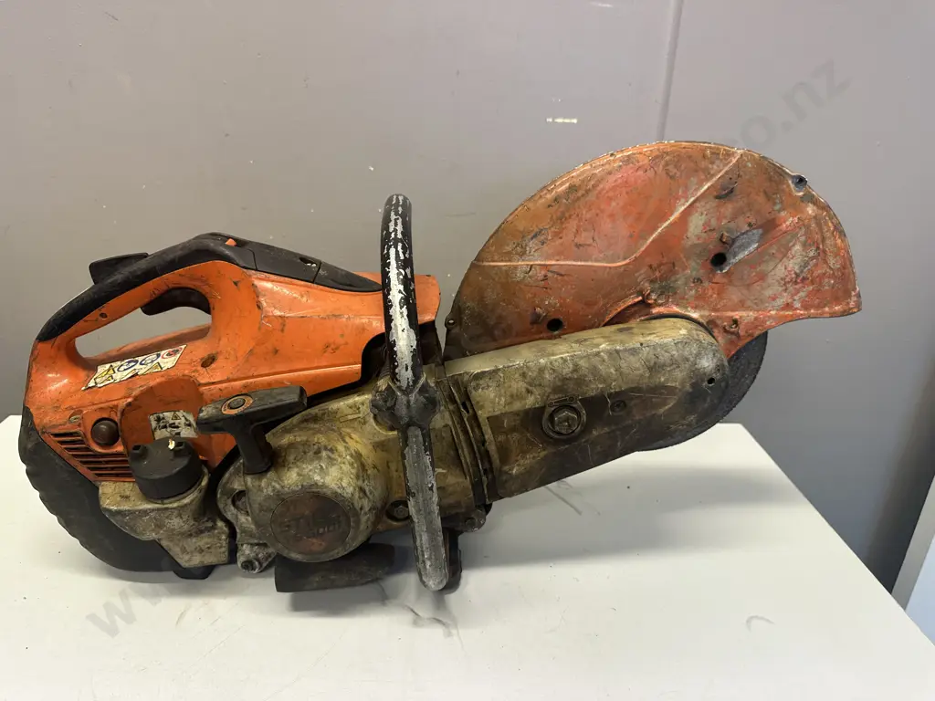 Stihl Petrol Concrete Saw (Very Rough Condition) Image 1++