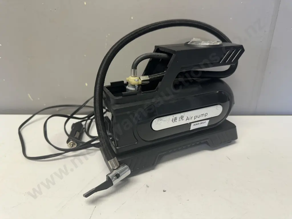 Tyre Air Pump Image 1++